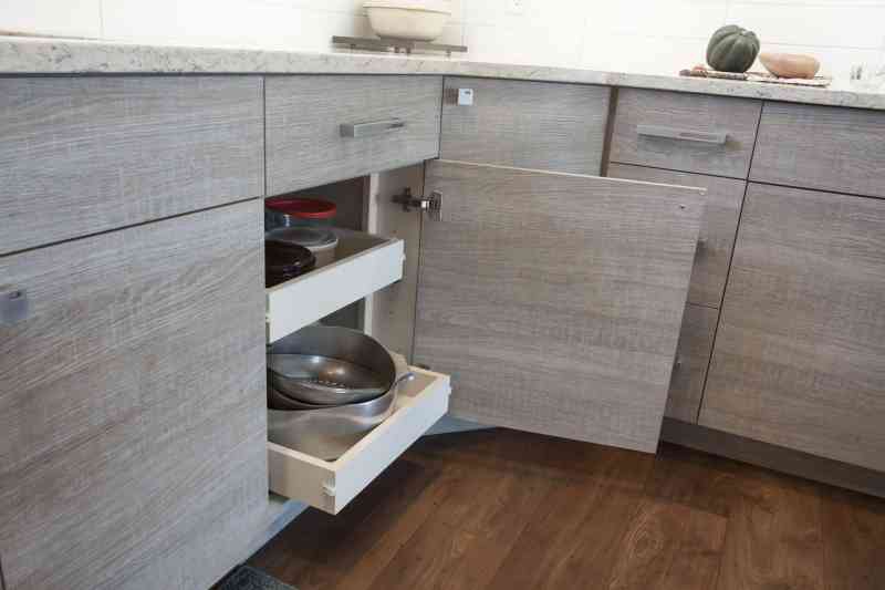 A functional kitchen always calls for great storage options!